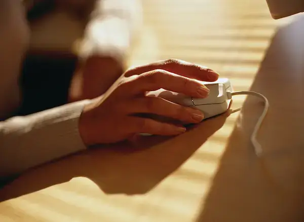 What Could Be Causing Pain in Your Hand and Wrist?