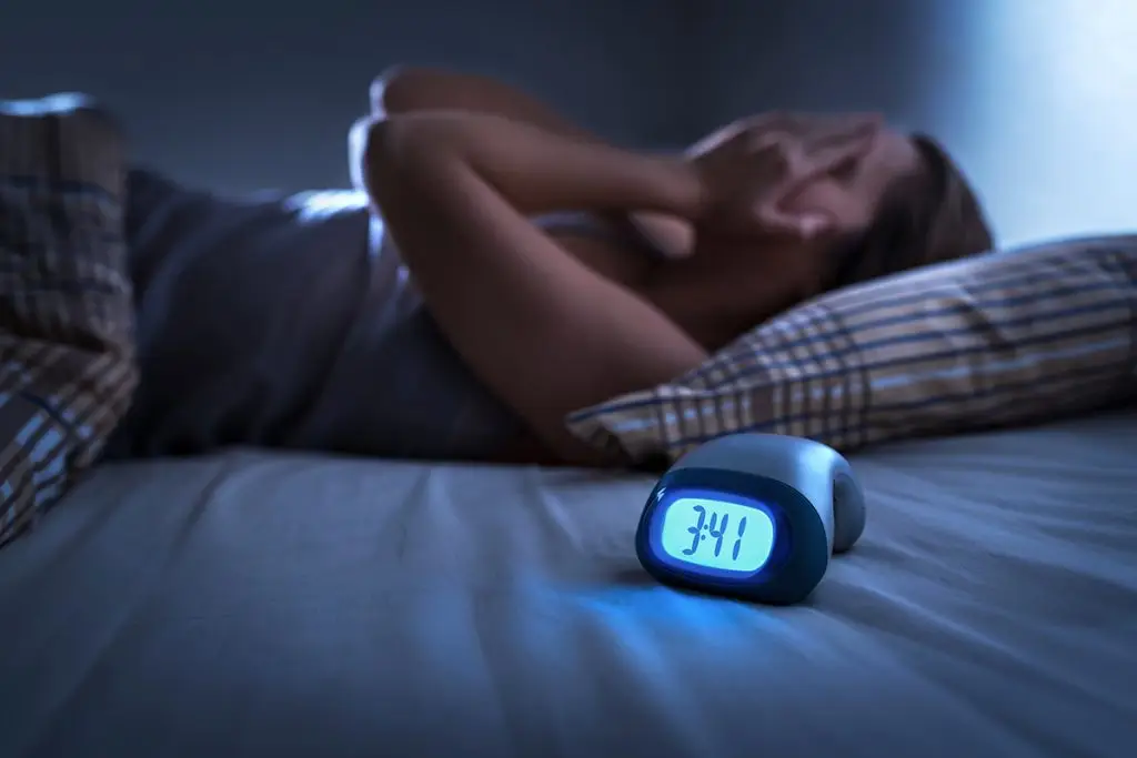 7 Tips for Dealing With Chronic Insomnia